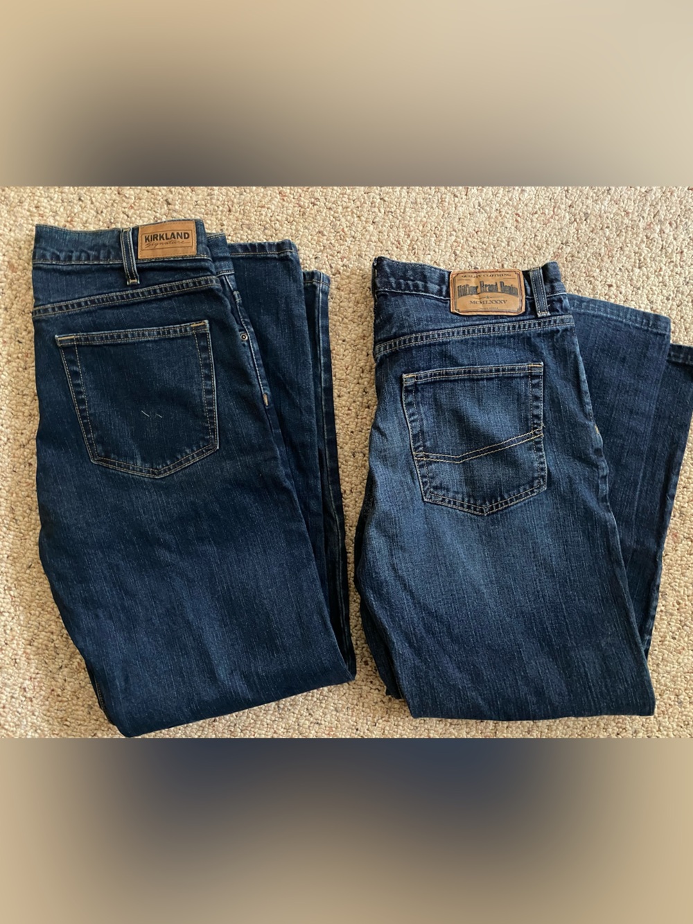 Men's Dark Blue Straight Jeans - Classic Denim hilfiger and Kirkland lot 2 pair